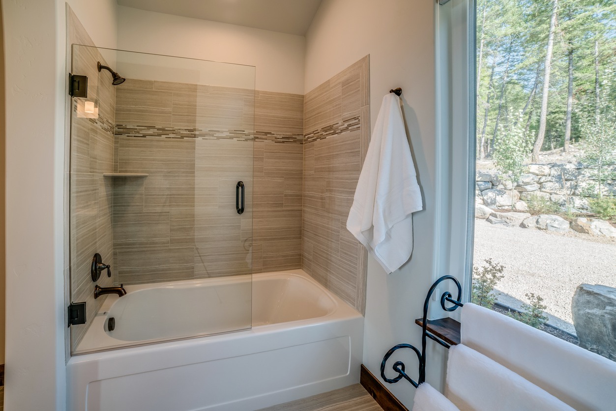 Shower & Tub Installation in Delmar